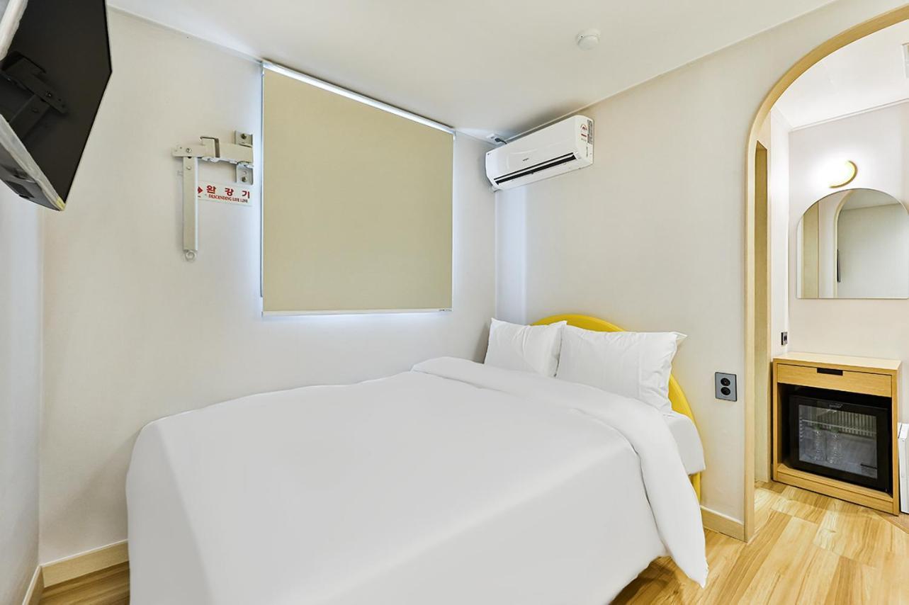 Gyeongju Hotel Gonggan Exterior photo